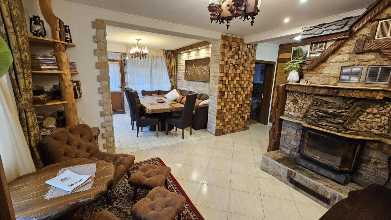 Villa Hills - Къща За Гости С Храна Orlino Exteriör bild