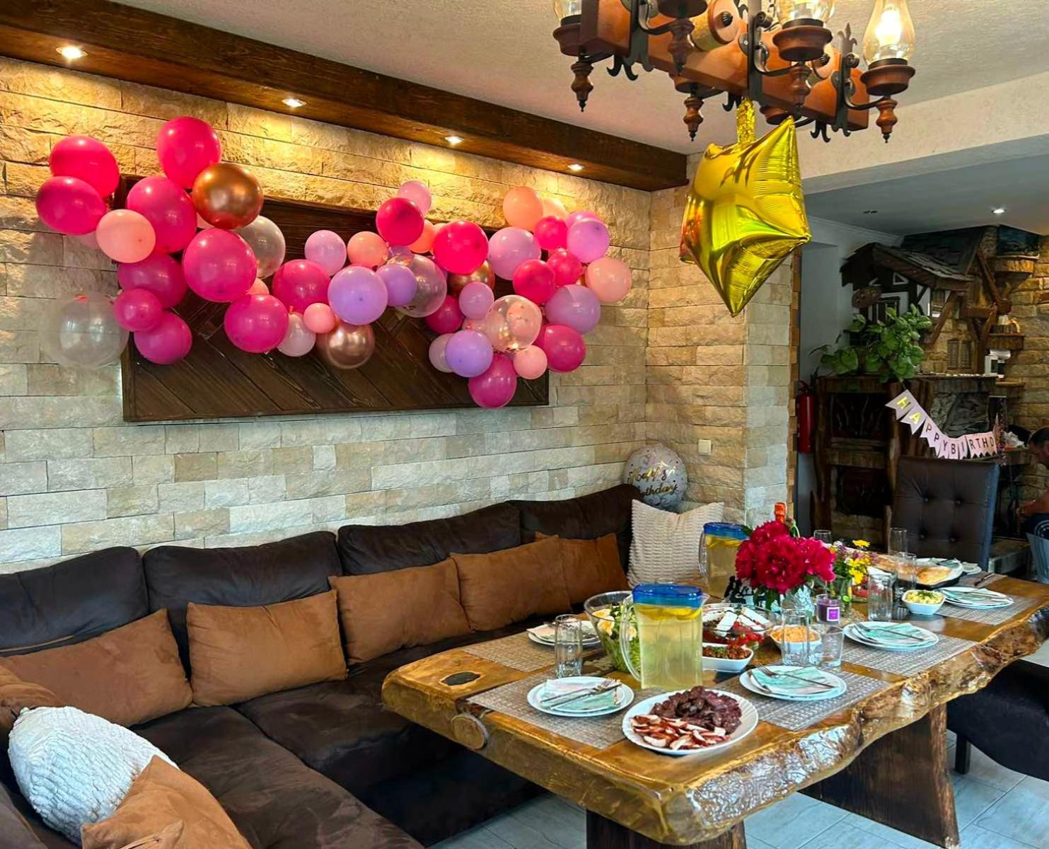 Villa Hills - Къща За Гости С Храна Orlino Exteriör bild
