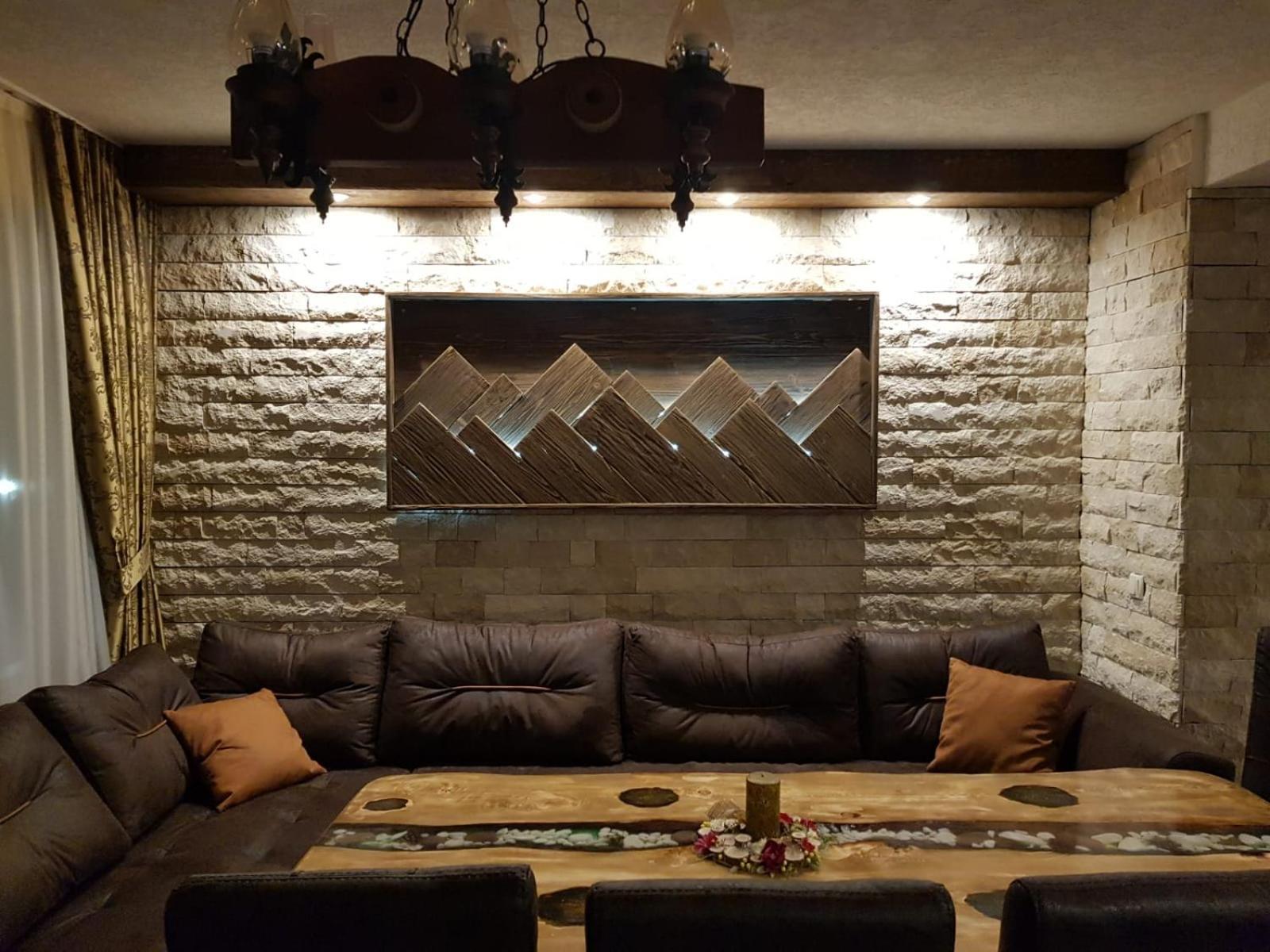 Villa Hills - Къща За Гости С Храна Orlino Exteriör bild